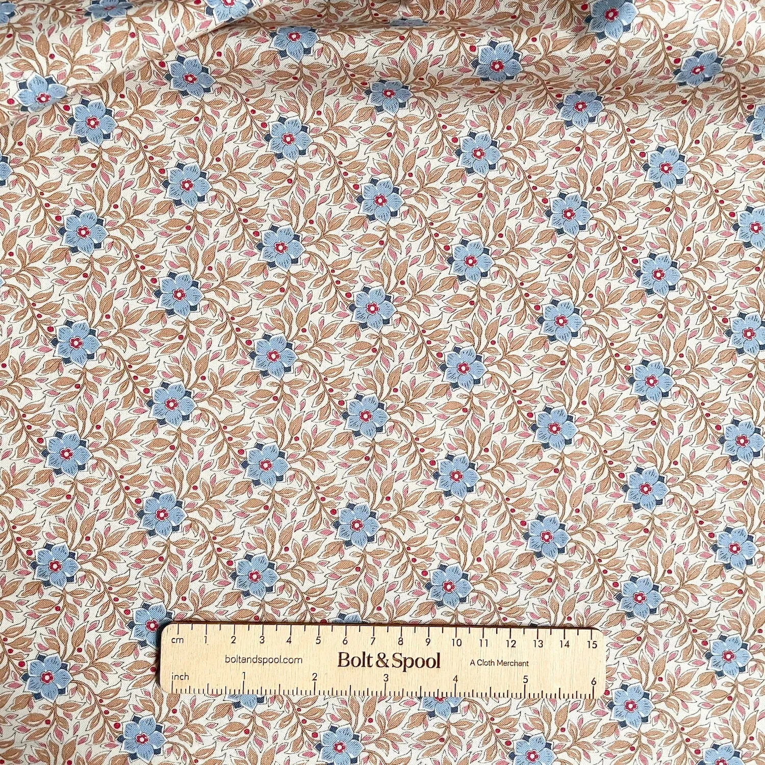 Tilda Fabrics : Windy Days - Wendy Camel