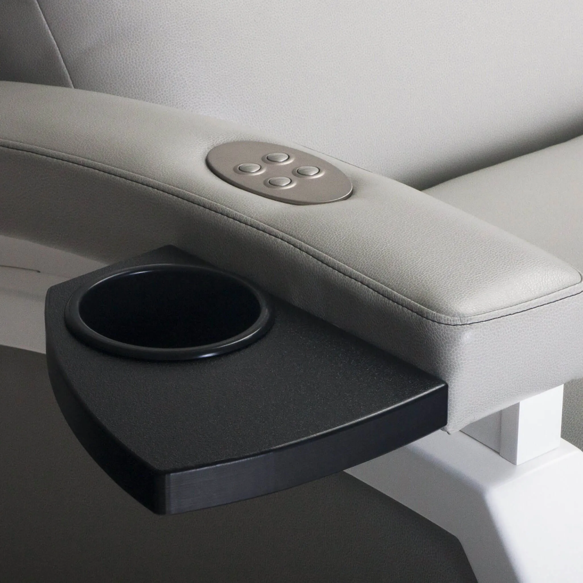 ZG Dream Lounger Pedicure Chair Package with Silver Bowl and Roll Up